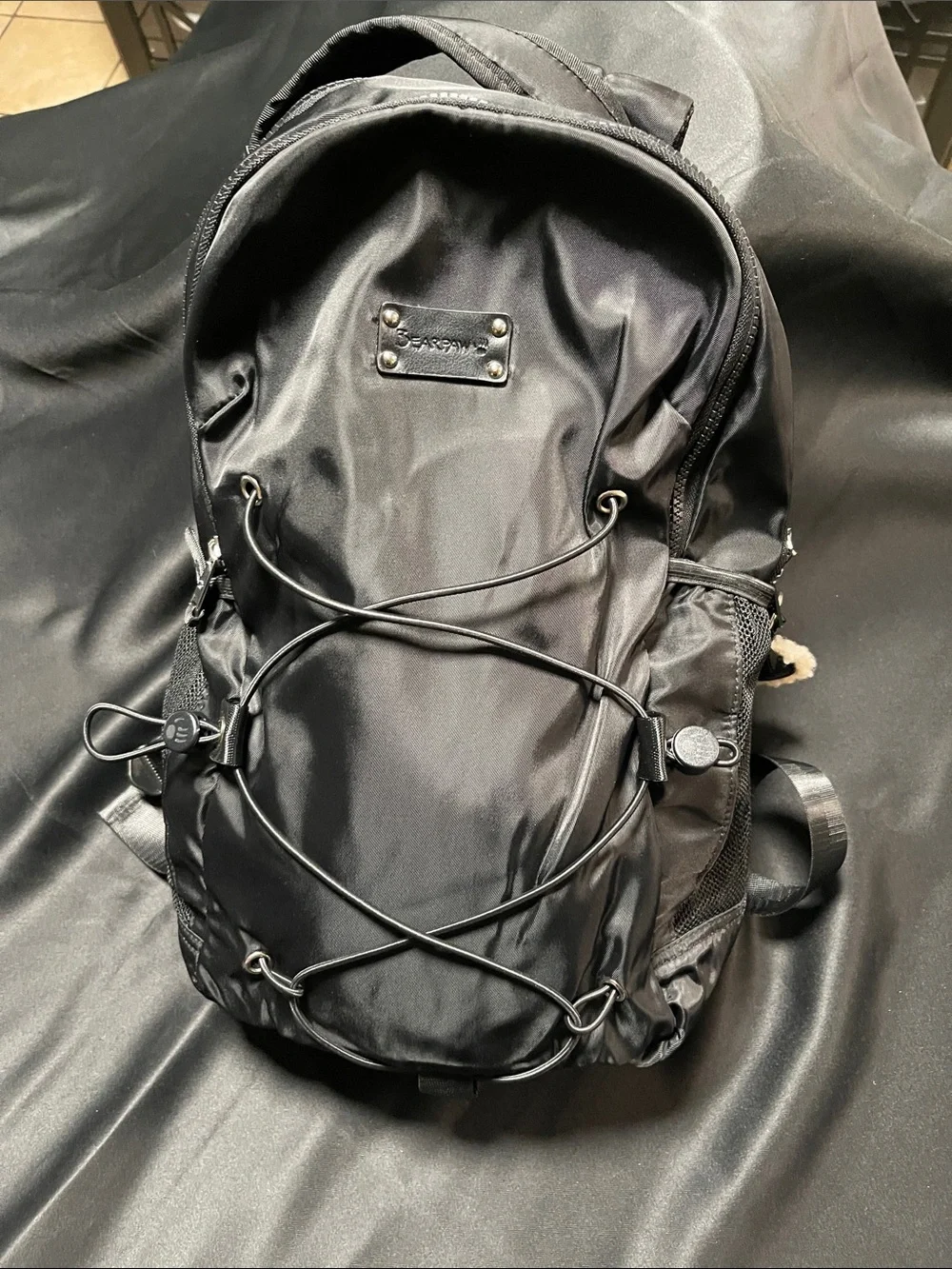 Bearpaw Women’s Bungee Cord Backpack NWOT